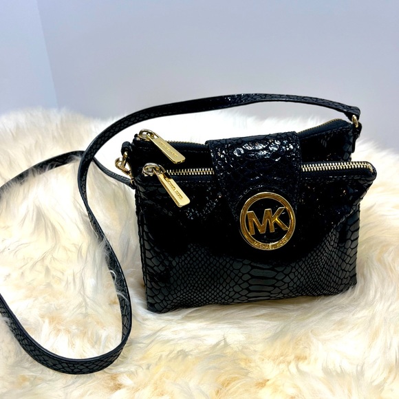 Michael Korrs  Blk. Python Embossed Mini Crossbody Bag - Picture 1 of 17